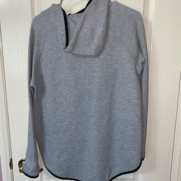 Nike jacket - Picture 2 of 3